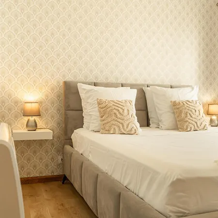 Apartman Gamboa - *